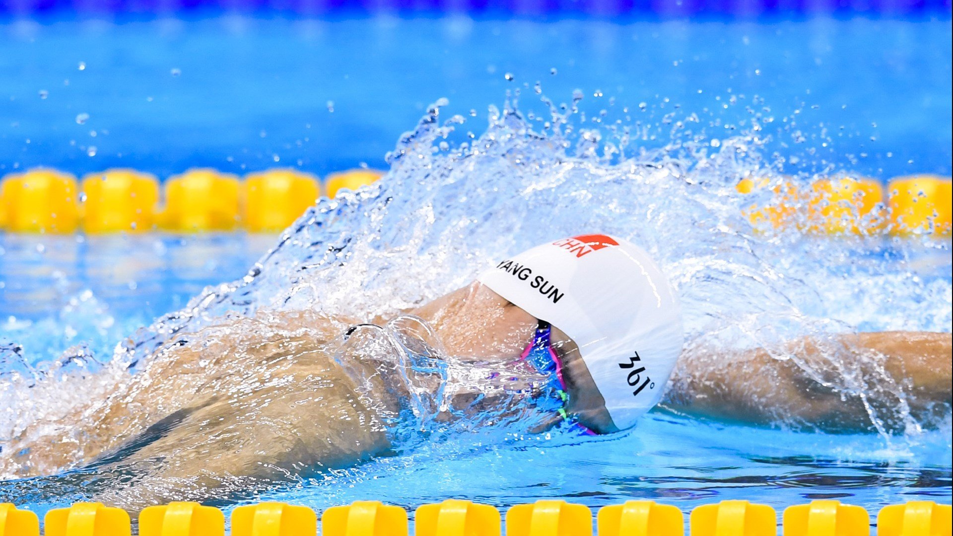 中学篮球馆配置标准更新改善训练基础设施，篮球馆配套设施