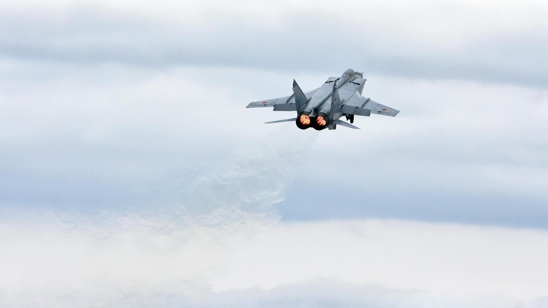 “足协推行足球普及示范学校计划”,足球传统项目学校